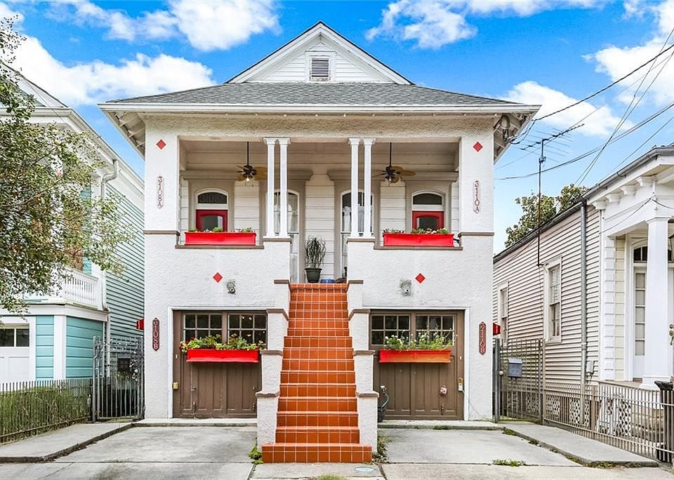 1st image of 3108 Desoto St #B