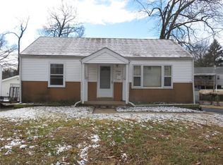 9788 Flora Ave, Saint Louis, MO 63114