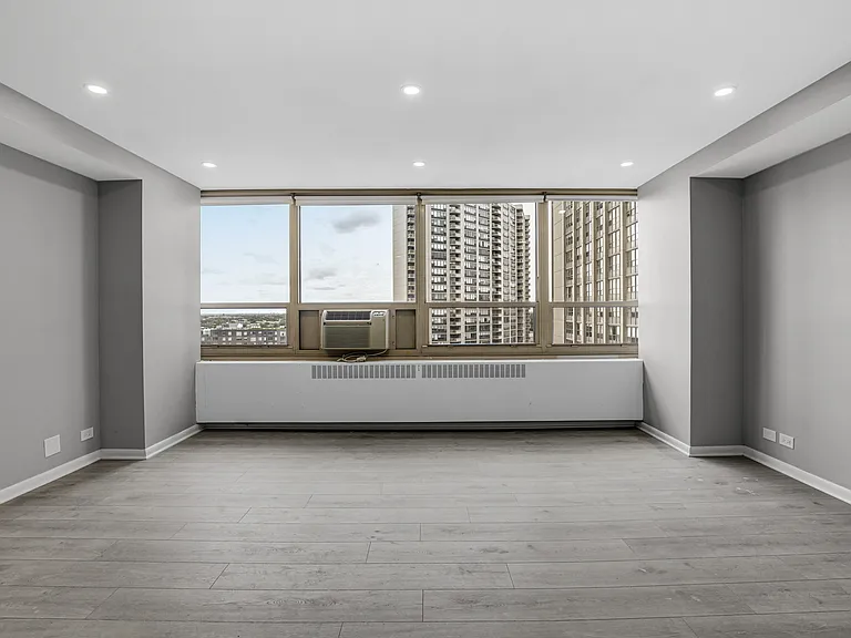 3950 N Lake Shore Dr #1516 — Photo 14
