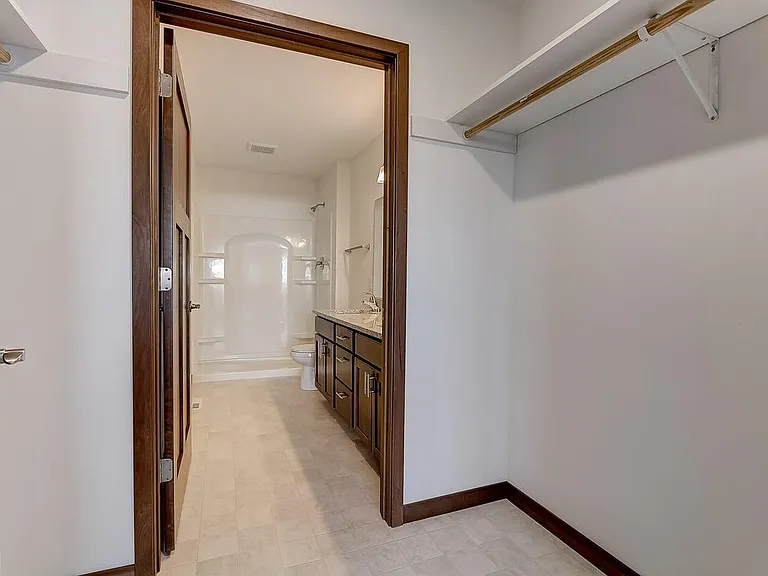 1931 Eastwood Way #1931 — Photo 39