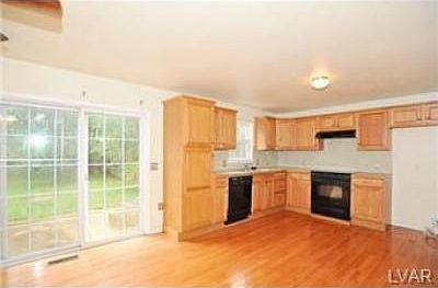 3rd image of 2627 Anthony Ct