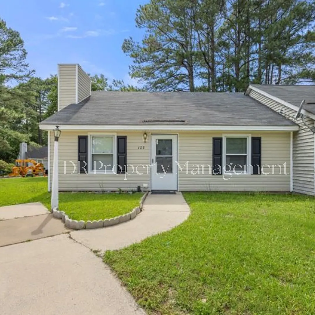 108 Teal Ct — Photo 1