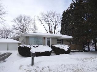 3136 Meachem Rd, Racine, WI 53406