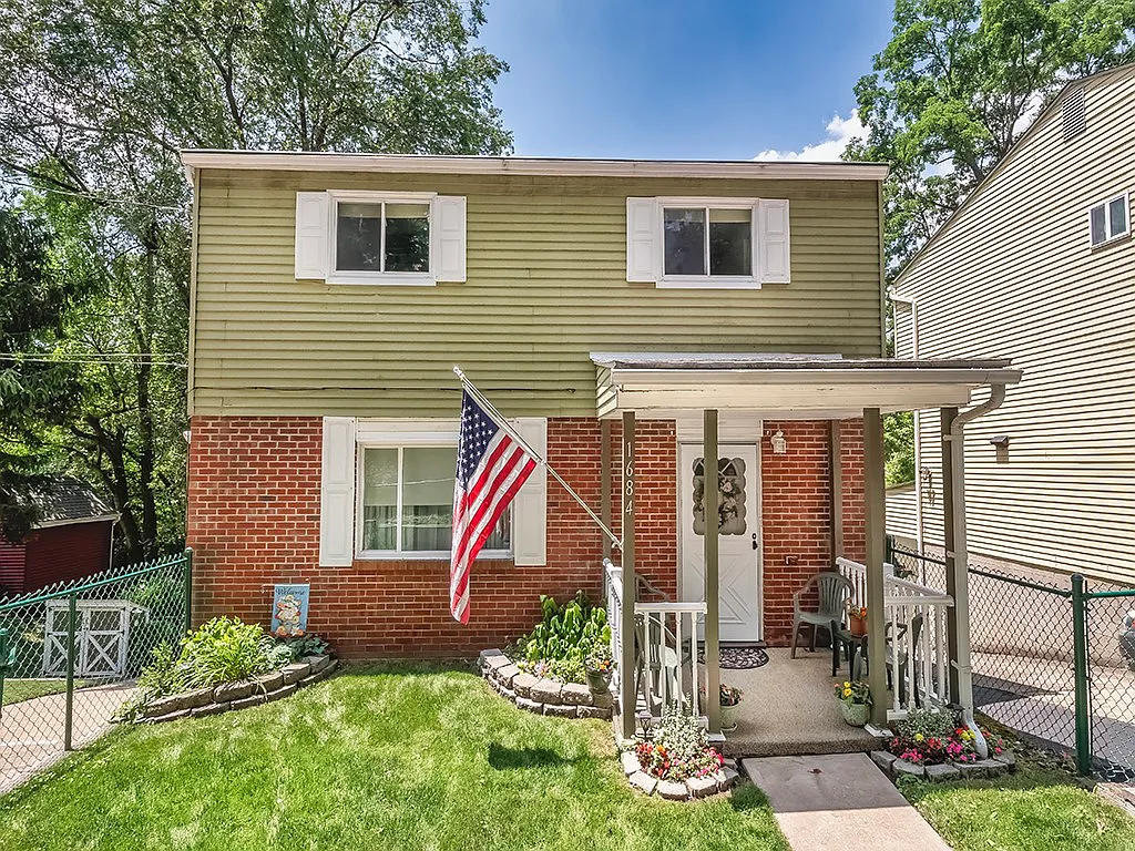 1684 Creedmoor Ave photo 1