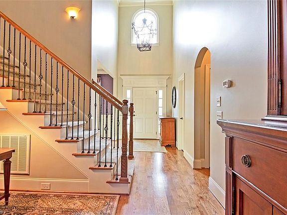 3rd image of 8205 Barbelo Dr