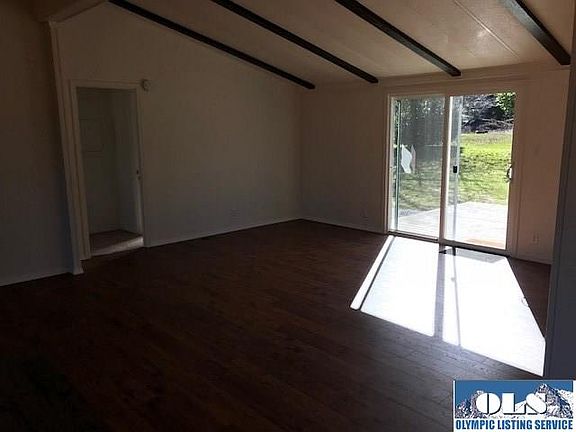 5th image of 4106 Fairmount Ave