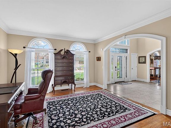 5th image of 1449 Fairbrook Dr