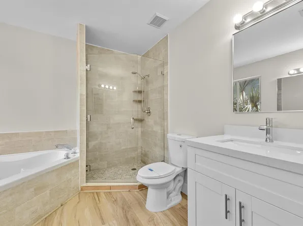 2641 Regalia Way #2641, Hollywood, FL 33026