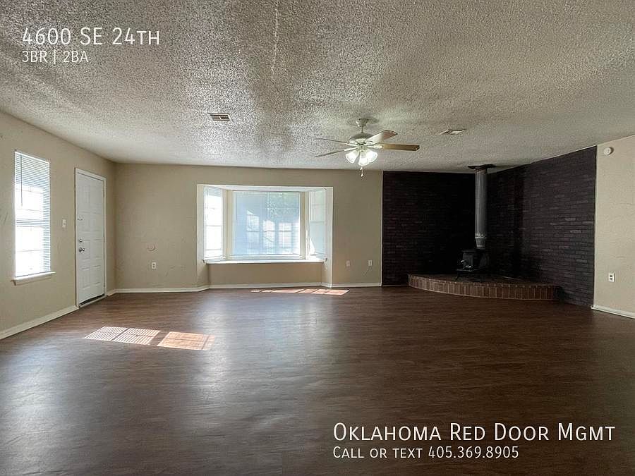 1st image of 4600 SE 24th St