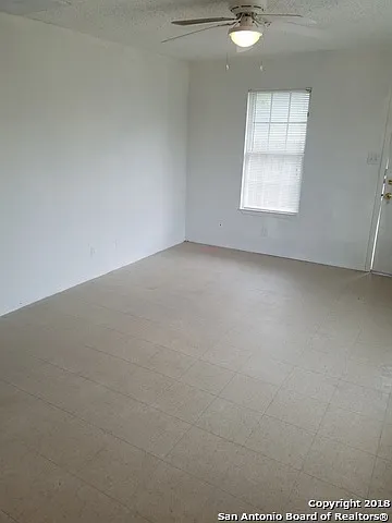 2 bed, 1.0 bath, 720 sqft, $925 — Photo 4