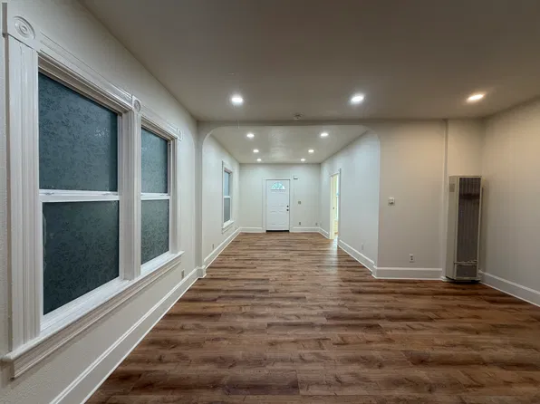 428 Orchard St, Santa Rosa, CA 95404