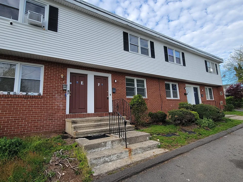 75 Fairview Ave #HH