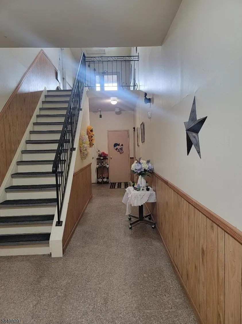 1 bed, 1.0 bath, 525 sqft, $1,300 — Photo 2