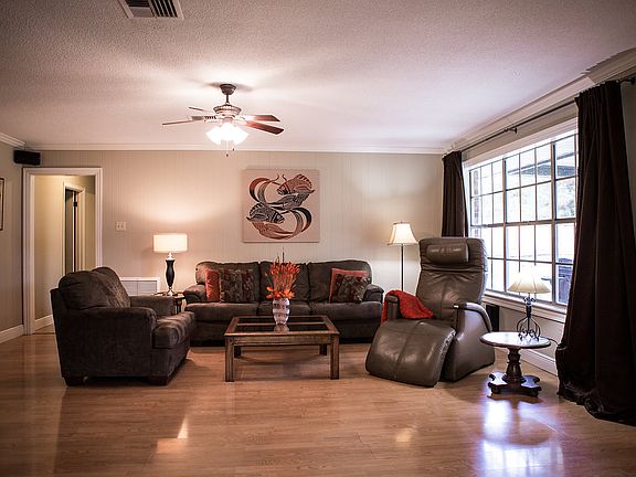Spacious Living Room