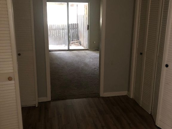 2nd image of 125 Carl Dr APT 18