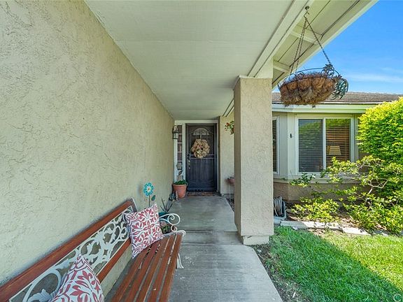 4th image of 2381 W Buena Vista Dr