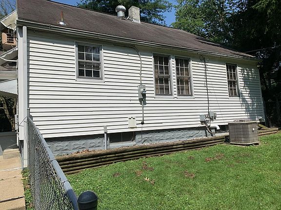 3rd image of 532 Larzelere Ave
