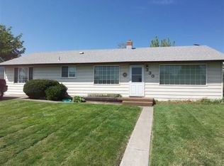 330 W Lincon, Sunnyside, WA 98944