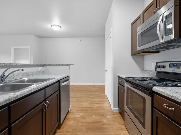 North Highlands Apartments and Villas