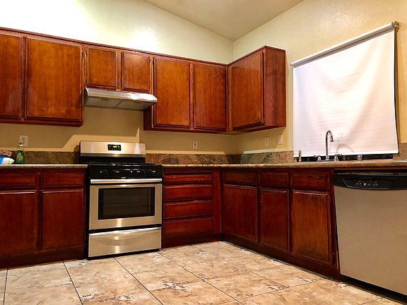 3rd image of 12015 Ponderosa Ct