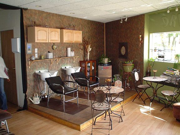 STORE