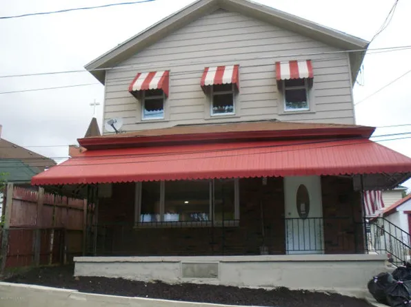17 Mill Hill St, Pittston, PA 18640