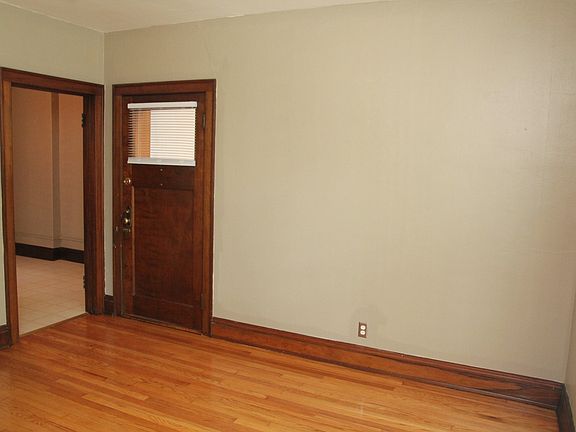 2nd image of 1181 Moorlands Dr APT 1S