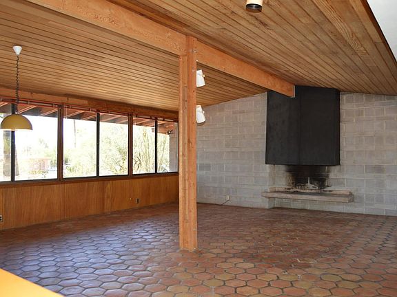 3rd image of 1812 E Cactus Wren Dr