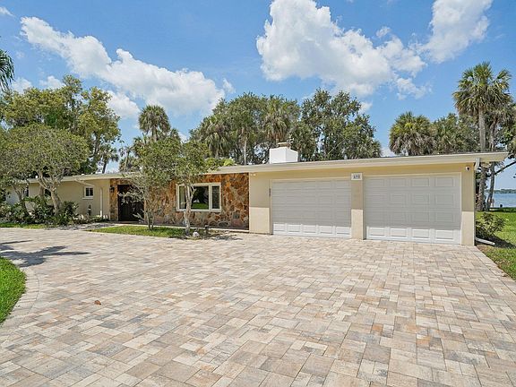 2nd image of 695 Timuquana Dr