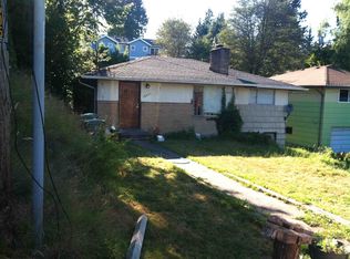 12553 20th Ave NE, Seattle, WA 98125