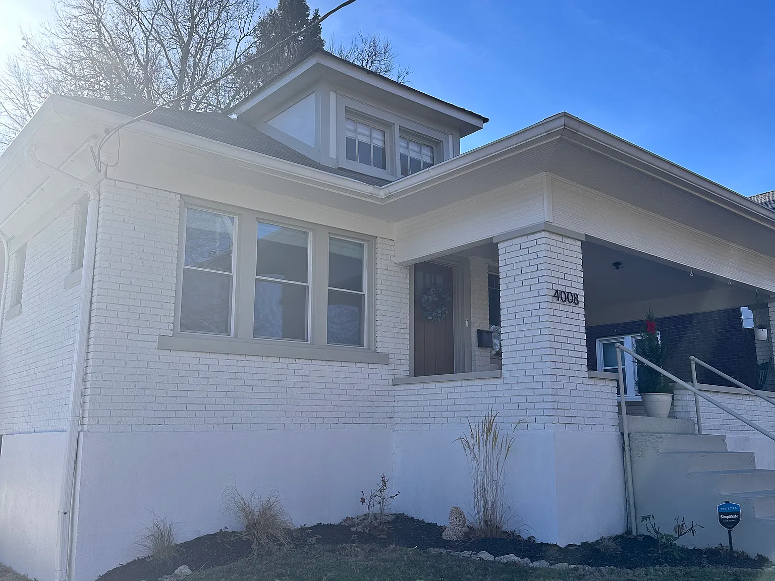 4 bed, 2200 sqft, $2,300 — Photo 4