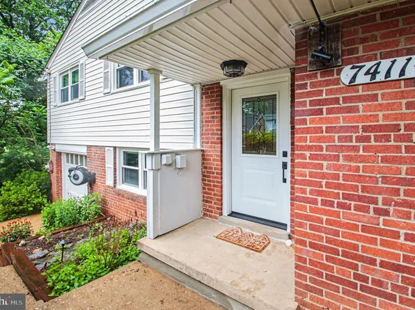 7411 Ellwood Pl, Springfield, VA 22150