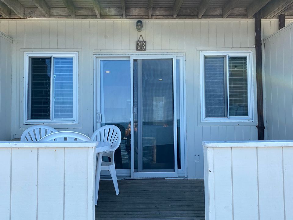 1st image of 22 Soundview Dr Unit 218