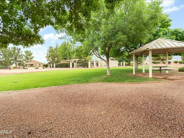 3389 Yosemite Ct — Photo 11