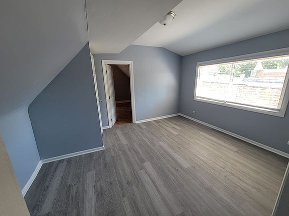 2nd image of 3525 W Dickens Ave #3