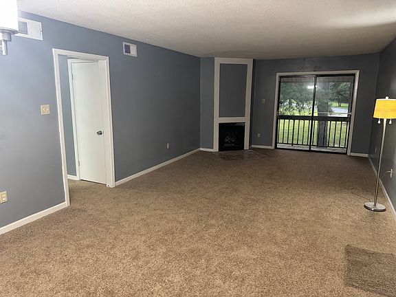3rd image of 1780 4th Crompton Ct #B