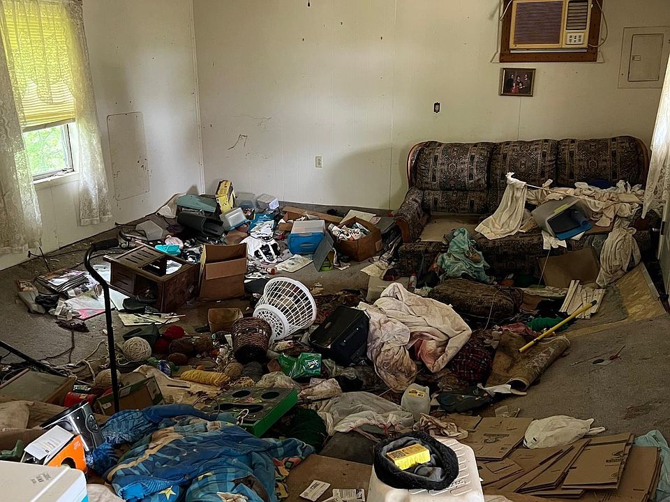 2nd image of 1605 W Greene County Rd #808