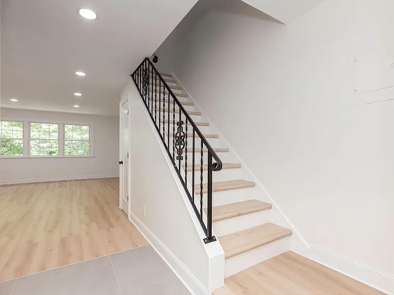 118 Texas Ave #1 — Photo 16