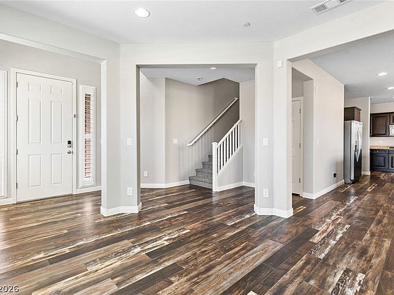 2nd image of 188 Bird Cove Ave