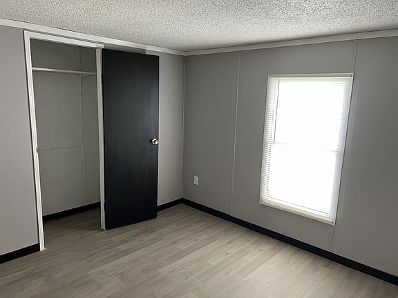 5th image of 508 W Elm Ave #194