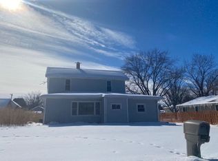 1011 J St, Tekamah, NE 68061