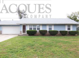 1918 E Smith St, Springfield, MO 65803