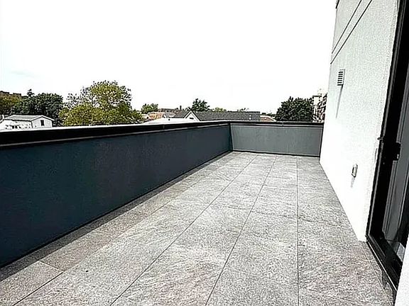 3rd image of 2442 Ocean Ave #4P