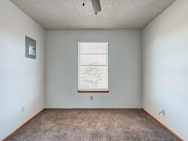 7405 Waco Ave #D — Photo 8