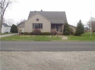 324 Pickrelltown Rd, West Liberty, OH 43357