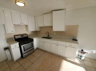 1042 W Pine St #A, Upland, CA 91786