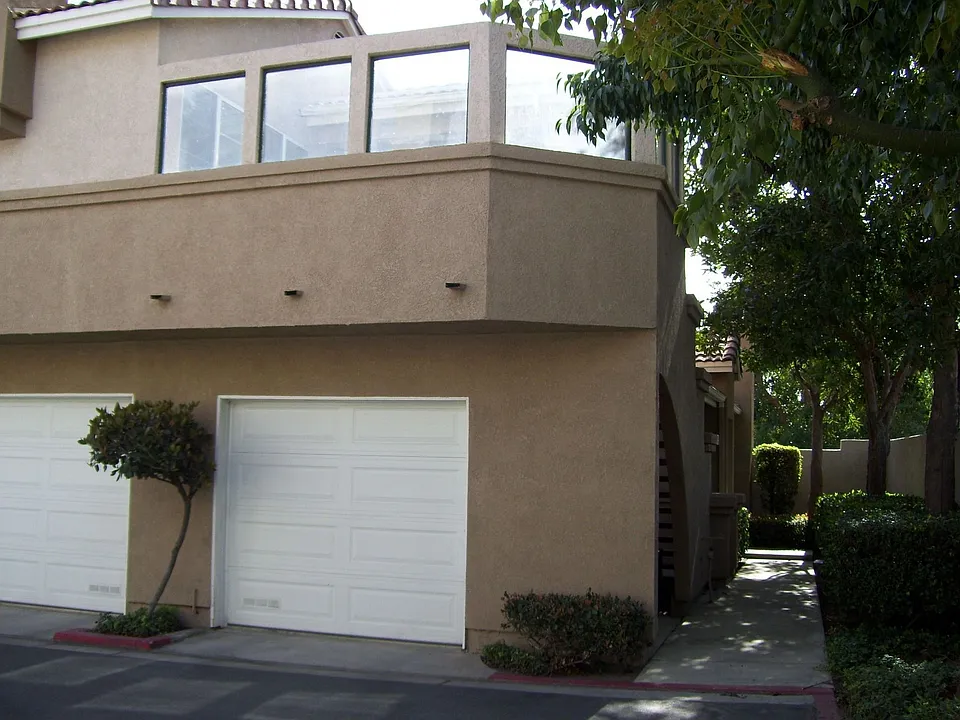 Great Condo with Views!