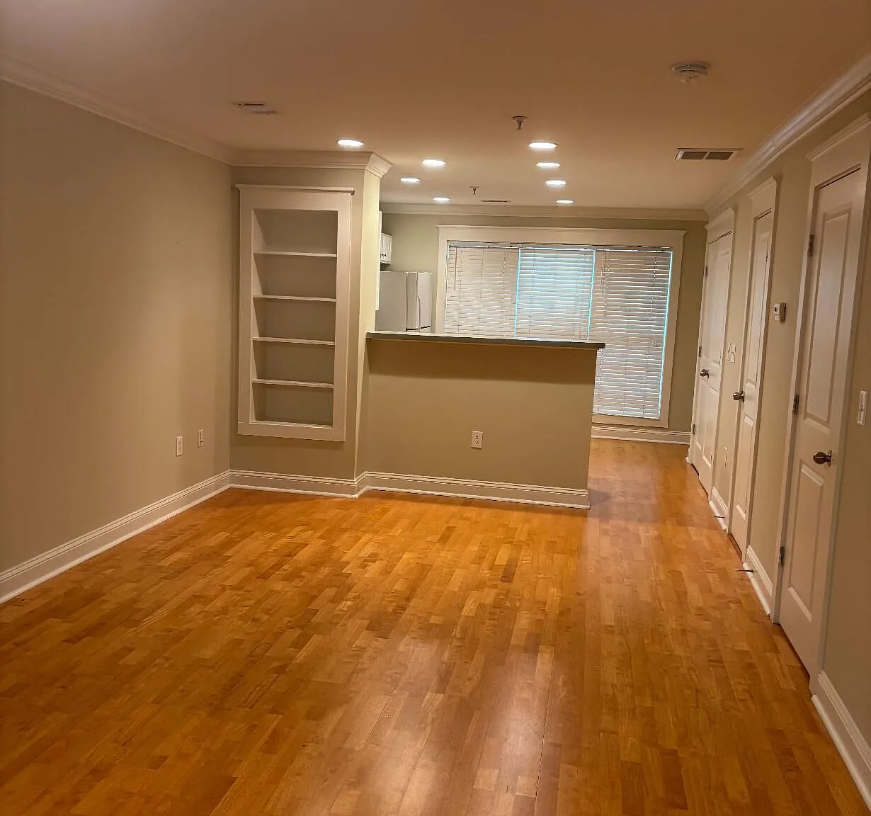 2 bed, 2.5 bath, 1168 sqft, $1,600 — Photo 4