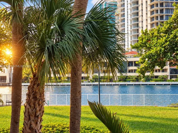 19390 Collins Ave APT 119, Sunny Isles Beach, FL 33160