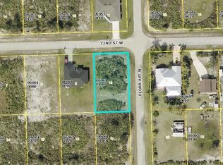2701 72nd St W, Lehigh Acres, FL 33971